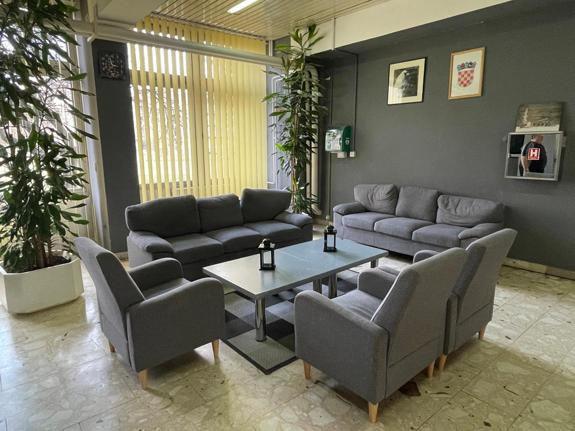 Hostel Arena Загреб Экстерьер фото