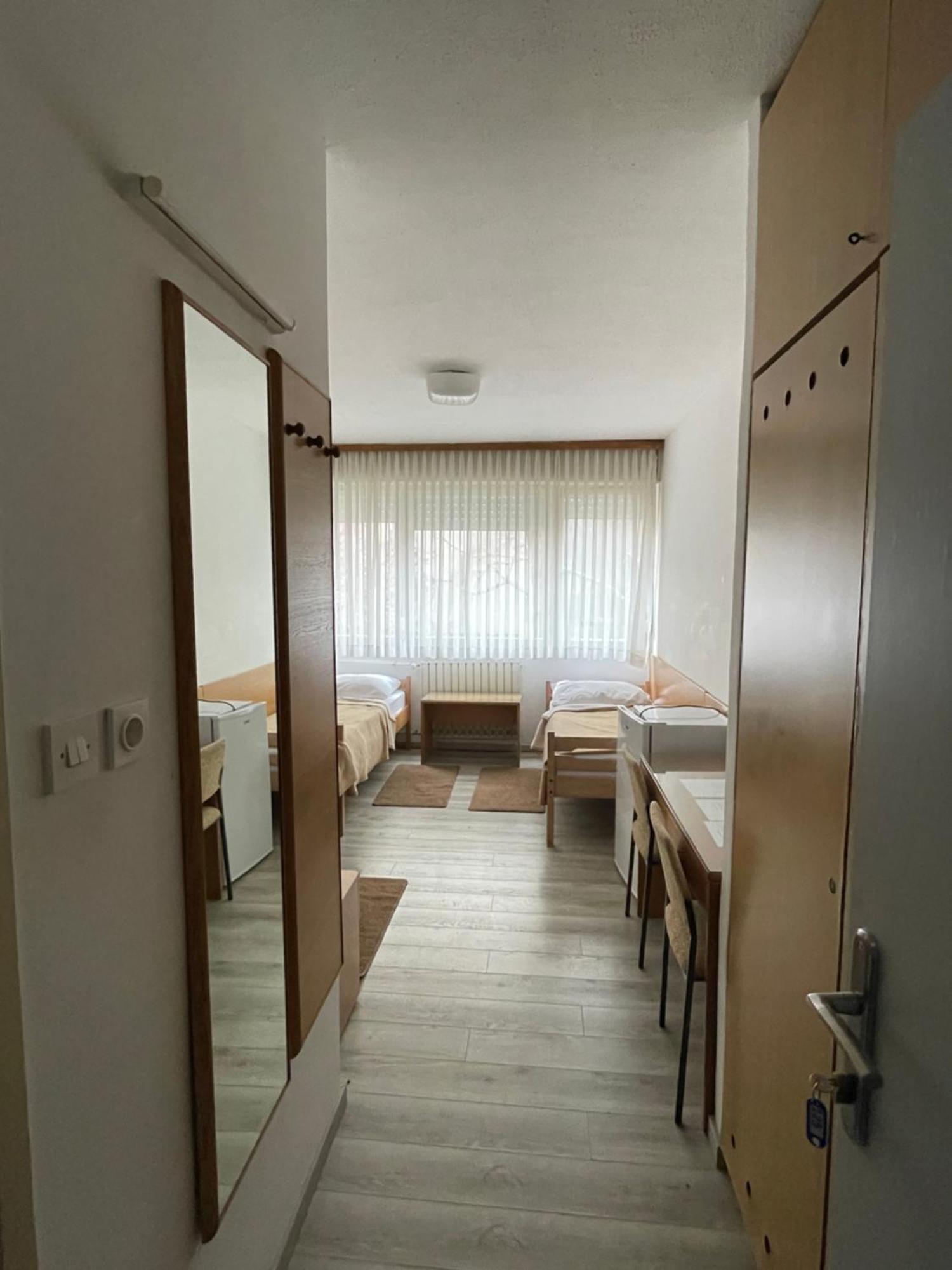 Hostel Arena Загреб Экстерьер фото
